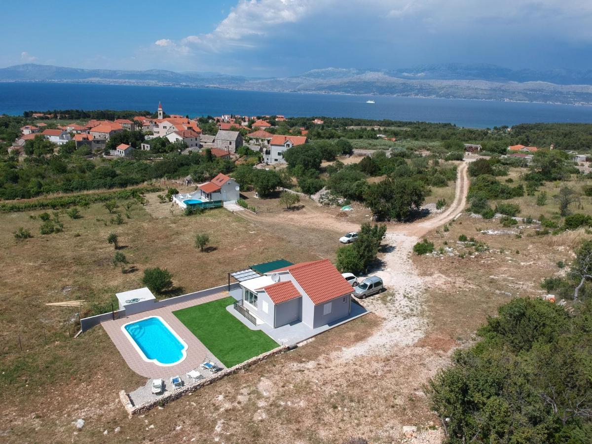 Nane Garden House With Heated Pool Villa Mirce Eksteriør bilde